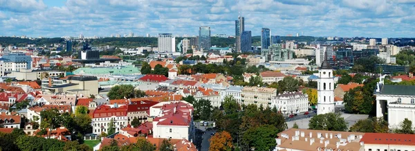 Vista aérea de la ciudad de Vilna desde la torre de la Universidad de Vilna — Foto de Stock