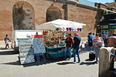 Roma şehir hayatı. 1 Haziran 2014 tarihinde Roma şehir satıcıları görünümü