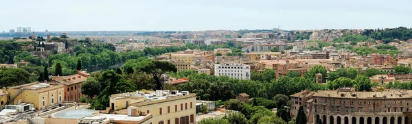 Rome vue aérienne depuis le monument Vittorio Emanuele — Photo