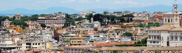 Vista aérea de Roma desde el monumento a Vittorio Emanuele —  Fotos de Stock