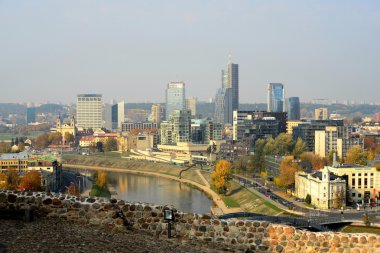 Vilnius sonbahar panorama şafak gelen kale kule