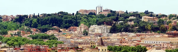 Luchtfoto van het Rome uit de vittorio emanuele monument — Stockfoto