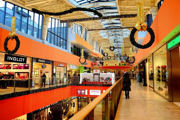 Vilnius Ozas schopping house centre internal view — Stock Photo, Image