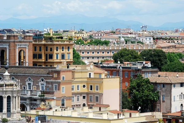 Vista aérea de Roma desde el monumento a Vittorio Emanuele — Foto de Stock