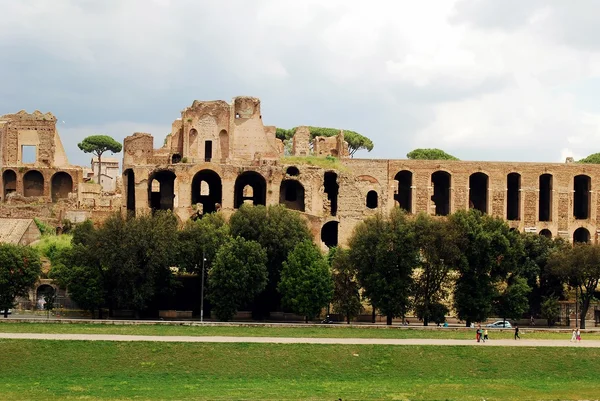 View of ruins in Rome city on May 31, 2014 — Stock Photo, Image