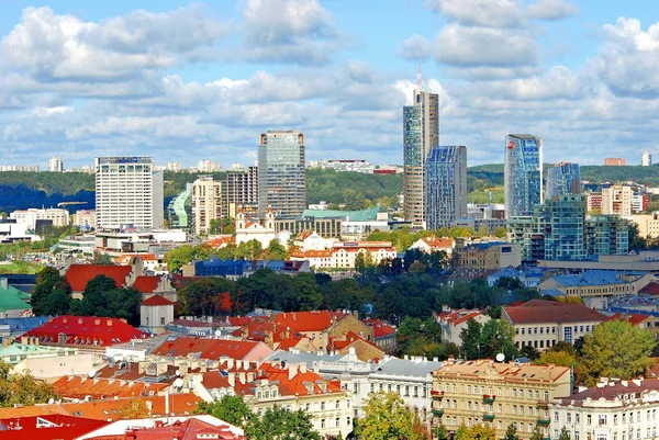 Vista aérea de la ciudad de Vilna desde la torre de la Universidad de Vilna — Foto de Stock