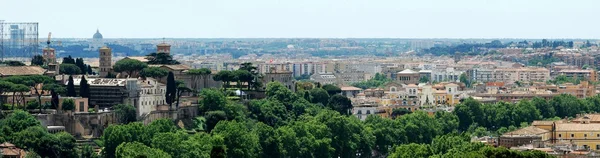 Roma veduta aerea dal monumento Vittorio Emanuele — Foto Stock
