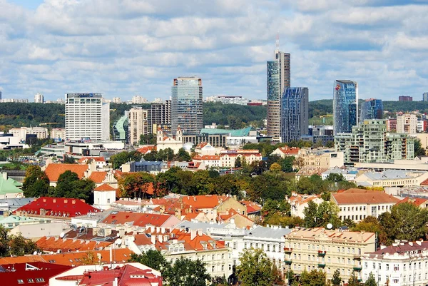 Vilnius city widok z wieży Uniwersytetu Wileńskiego — Zdjęcie stockowe
