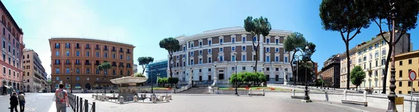 Rome miejskiego życia. Widok z Rzymu na 1 czerwca 2014 — Zdjęcie stockowe