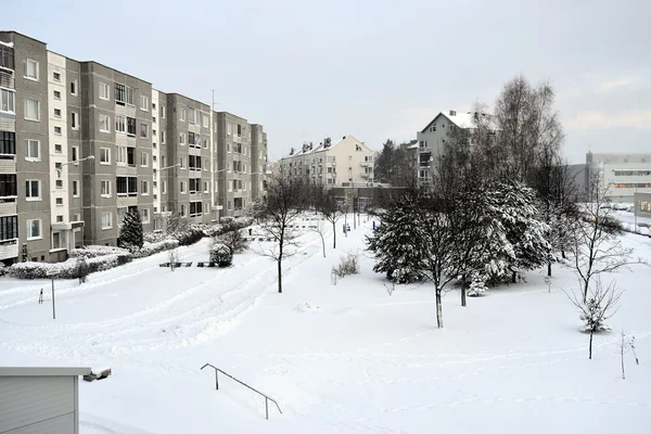 在立陶宛维尔纽斯市 Pasilaiciai 区资本的冬天 — 图库照片