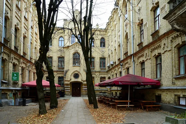 Vilnius centro da cidade no outono em 14 de novembro de 2014 — Fotografia de Stock