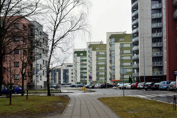 Vilnius city házak Zirmunai kerületben Nord city — Stock Fotó