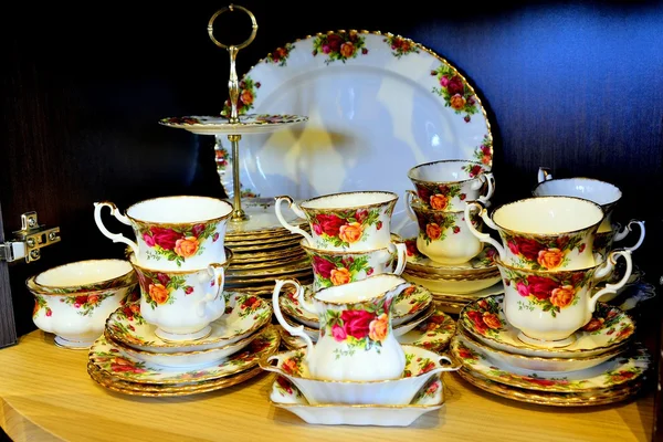 Legendary china porcelain tea set Country Roses in private colection — Stock Photo, Image