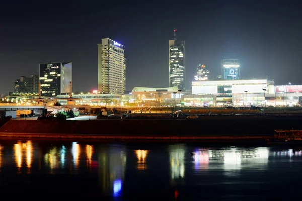 Arranha-céus de inverno Vilnius Hora da Noite Panorama — Fotografia de Stock