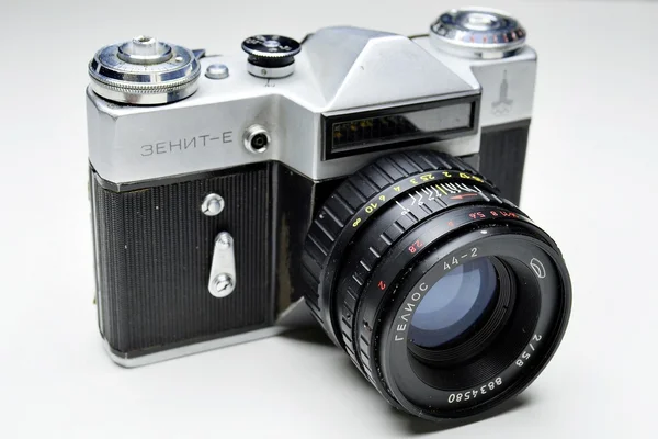 Фотокамера "Зенит-Е" в закрытом режиме 3 февраля 2015 г. — стоковое фото