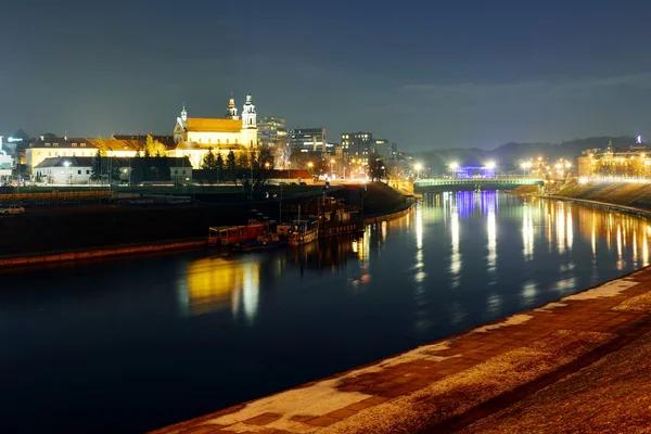 Vilnius Erzengel Kirche auf dem Brett Fluss neris — Stockfoto