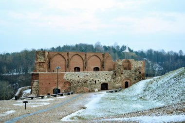 Üst kale Gediminas tepe üzerinde Vilnius Castle karmaşık bir parçası olduğunu