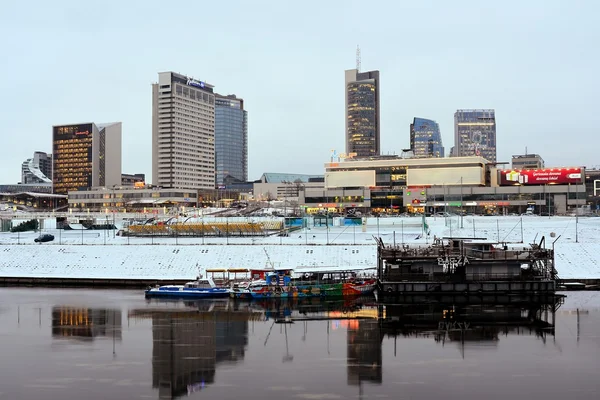 Vilnius kış gökdelenler sabah saat Panorama — Stok fotoğraf