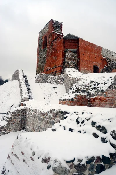 Castelo superior manter em Gediminas Hill é uma parte do Complexo do Castelo de Vilnius — Fotografia de Stock