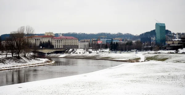 Vilnius city późnym rankiem czas zimowy widok — Zdjęcie stockowe