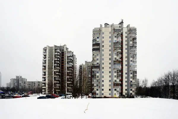 Invierno en la capital de Lituania Vilnius distrito de Seskine — Foto de Stock