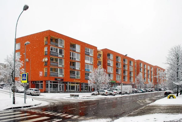 Inverno nevasca na capital da Lituânia Vilnius cidade Fabijoniskes distrito — Fotografia de Stock