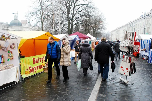 Vilnius Stadt in jährlichen traditionellen Handwerkermarkt: kaziukas fair — Stockfoto