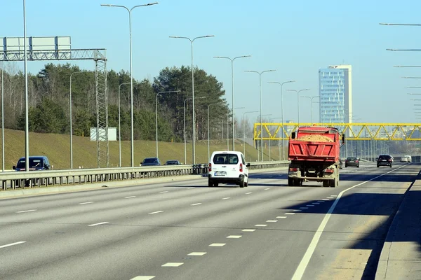 Bybass de la ciudad de Vilnius en el lado occidental de la ciudad — Foto de Stock