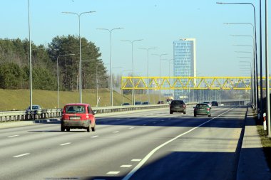 Şehrin batı tarafında şehirde Vilnius Bybass