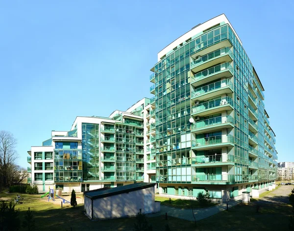 Neues haus in vilnius stadt pasilaiciai bezirk — Stockfoto