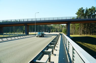 Şehrin batı tarafında şehirde Vilnius Bybass