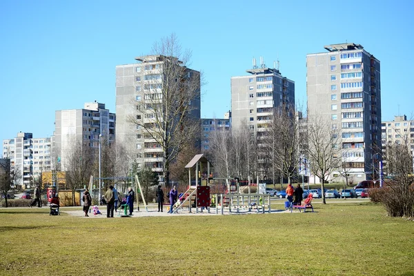 Neue häuser in vilnius city justiniskes viertel — Stockfoto