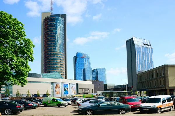 Vilnius città Konstitucijos strada con grattacieli — Foto Stock