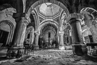 Tanrım, Ermenistan - 07 Temmuz 2011: Goshavank Manastırı iç Tedrisatlı Kuzey Ermenistan, yakınındaki 13. yüzyıl