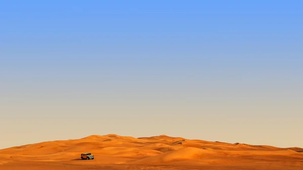4x4 'dune-balling' safari, Dunes, Arabian Desert, Дубай, ОАЭ — стоковое фото