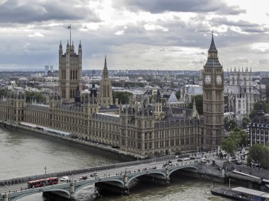 Londra, İngiltere, Amerika Birleşik Devletleri, Avrupa - 01 Temmuz 2004: Westminster Hall görünümü fron London Eye günlük güneşlik