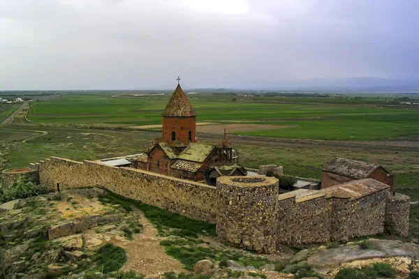 Vale de Ararat, Igreja da Santa Mãe de Deus (São Astvatzatzin), Khor Virap, século VII, Província de Ararat, Armênia — Fotografia de Stock