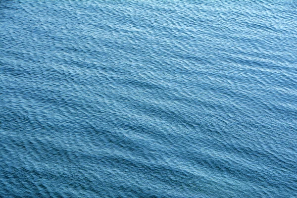 Céu Azul Refletindo Ondulação Água Mar Lago Sevan Arménia Padrão — Fotografia de Stock