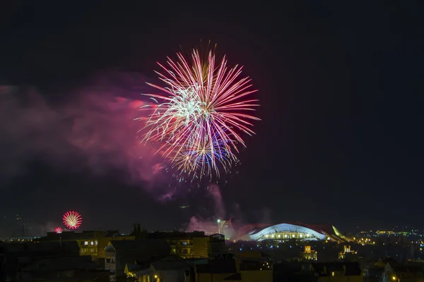 Firework dedicated 25 anniversary of Independence of Republic of Armenia. Yerevan — Stock Photo, Image