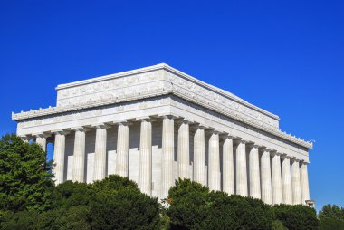Lincoln Anıtı, Washington Dc yeşil ağaçların arkasında