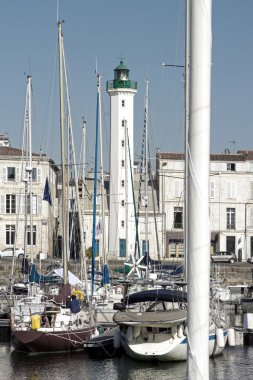 Deniz feneri La Rochelle, La Rochelle bağlantı noktası ve pilonlar (Charente-Maritime Fransa teknelerin beyaz)