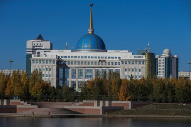 Astana, Kazakistan Cumhuriyeti 'nin başkentidir. Şehir ülkenin kuzeyinde, Ishim Nehri 'nin kıyısında yer almaktadır..