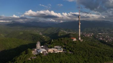 Koktobe TV Kulesi, Koktobe Dağı 'nın yamaçlarında yer alan Almaty şehrinde bulunan televizyon ve radyo yayın kulesidir..