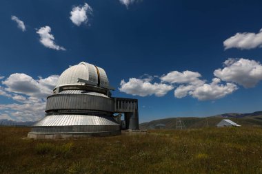 Adını Akademisyen Tuken Bigalievich Omarov 'dan alan Assy-Turgen Rasathanesi, Kazakistan' daki en büyük astronomik gözlemevi. 07,27 2017