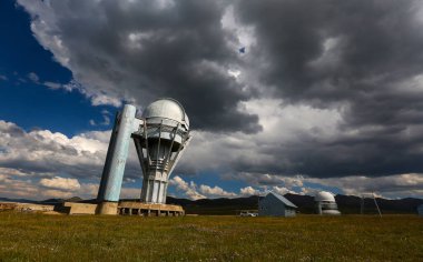 Adını Akademisyen Tuken Bigalievich Omarov 'dan alan Assy-Turgen Rasathanesi, Kazakistan' daki en büyük astronomik gözlemevi. 07,27 2017