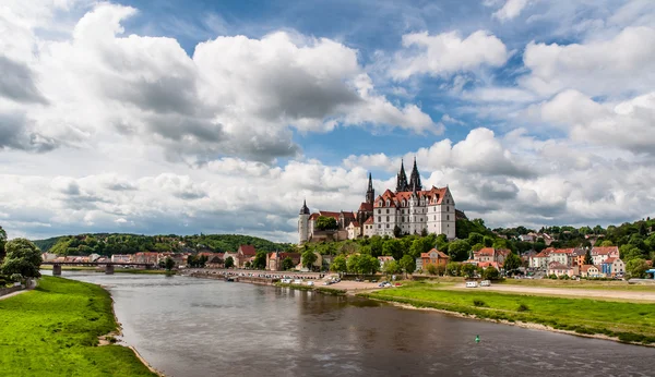 Meissen-kastély és az Elba folyó panoráma Stock Kép