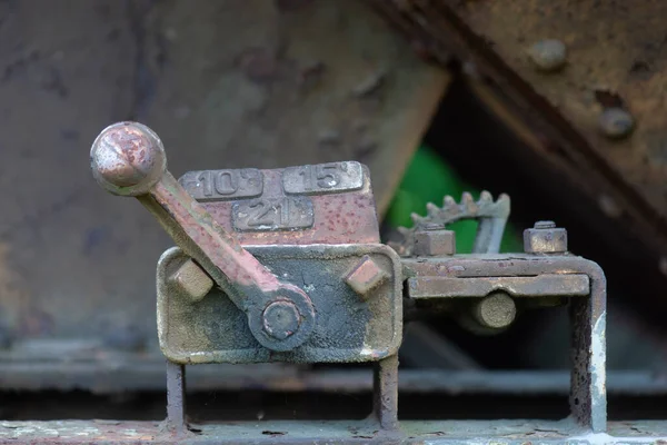 Mantarlı Paslı Vintage Metal Kaldıraç — Stok fotoğraf