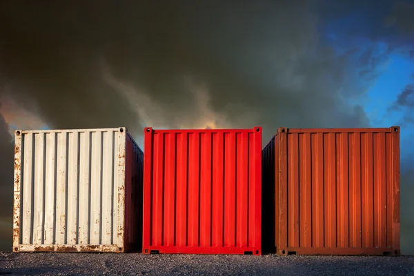 Drei Schiffscontainer — Stockfoto