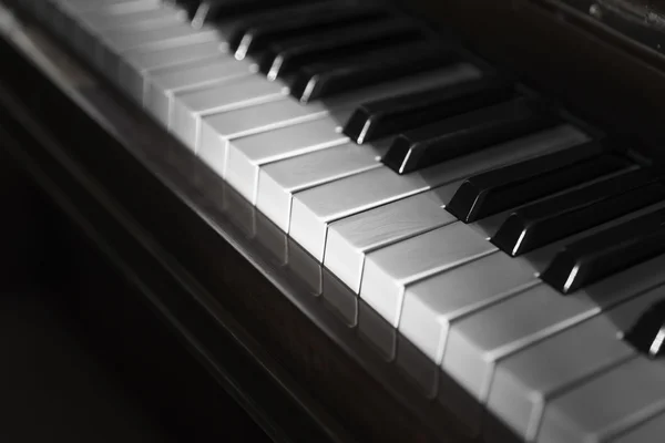 Close up of piano keyboard — Stock Photo, Image