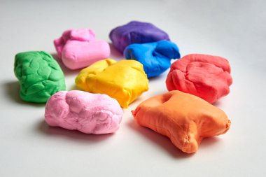 Çok renkli süper açık hava plastiklerinin kitleleri, gelişmekte olan etkinlikler.